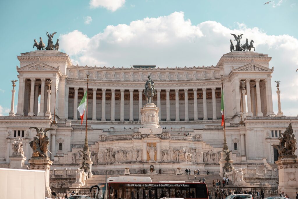 Guests on a private walking tour in front of the Altare della Patria in Rome